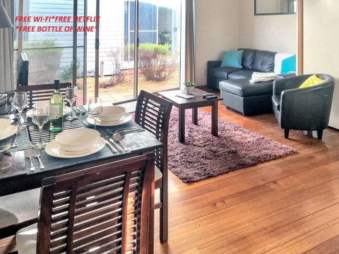 Rye 6 Carpark, Walk To Shops Beach, Wine, Wifi & Netflix - Accommodation Fremantle 1