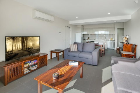 Salt Five Apartment Sorrento - Main Street Location - Accommodation Fremantle 0