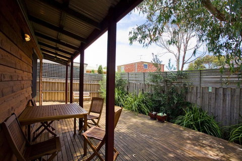 Sandhurst Escape 2-17 - Accommodation Fremantle 3