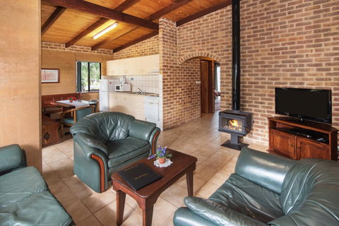 Sandy Bay Holiday Park - Accommodation Fremantle 3