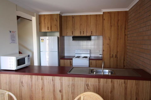 Sapphire Court - Accommodation Fremantle 1