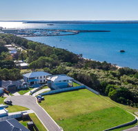 Sea breeze Esplanade Beachfront Close Marina Hervey Bay - Accommodation Fremantle