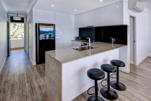 Sea View Whitsunday Apartments - Accommodation Fremantle 2