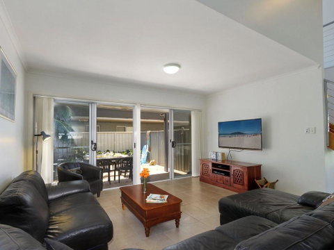 Seachange Townhouse 4 - Accommodation Fremantle 0