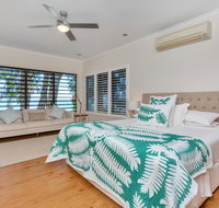 Seascape Luxury Beachfront House - Accommodation Fremantle