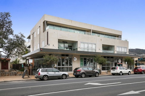 Seaside Apartment Getaway - Accommodation Fremantle 3