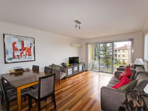 Seaspray 8 - Accommodation Fremantle 2