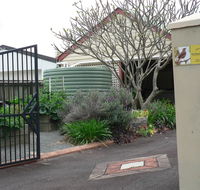 Self-contained 2 bedroom Apartment - Accommodation Fremantle