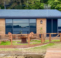 Serenity by the Lake - Accommodation Fremantle