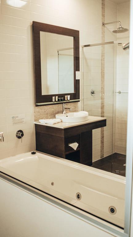 Sfera's Park Suites & Convention Centre - Accommodation Fremantle 3