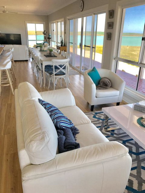 Shades Of Blue Eco Retreat - Accommodation Fremantle 3