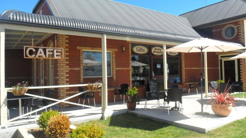 Sheffield Motor Inn - Accommodation Fremantle 1