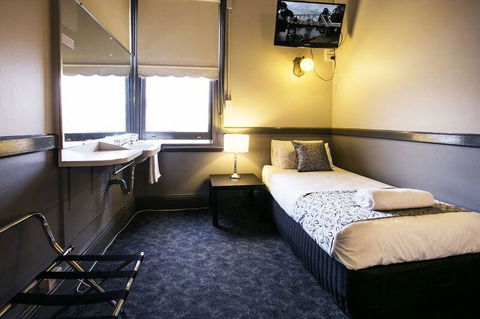 Shenanigans At The Imperial - Accommodation Fremantle 1