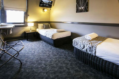 Shenanigans At The Imperial - Accommodation Fremantle 2