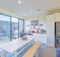 Shore to Relax - Family or Corporate Bookings Only - Accommodation Fremantle
