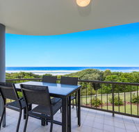 Shoreline Six With Ocean Views To See The Whales - Accommodation Fremantle