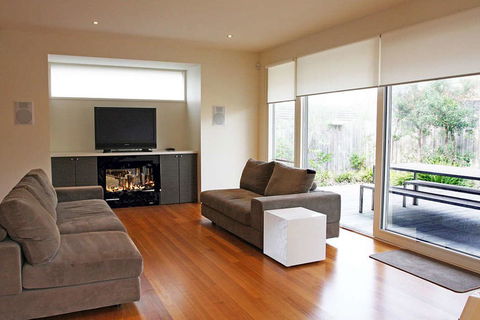 Shortlands - Accommodation Fremantle 2