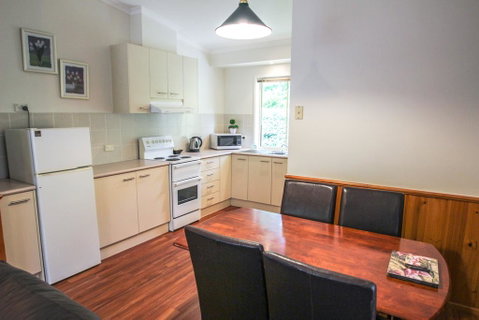 Silver Birches Holiday Unit 2 - Accommodation Fremantle 2