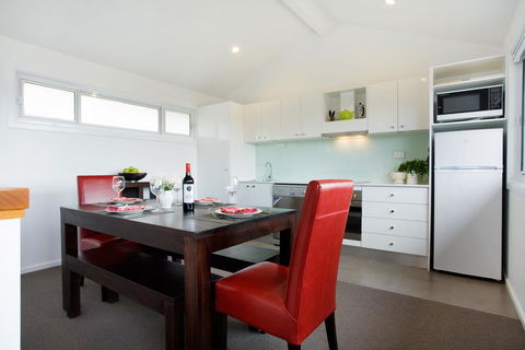 Silvermist, 17 Poley Cow Lane - Accommodation Fremantle 2