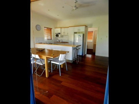 Six River - Accommodation Fremantle 3