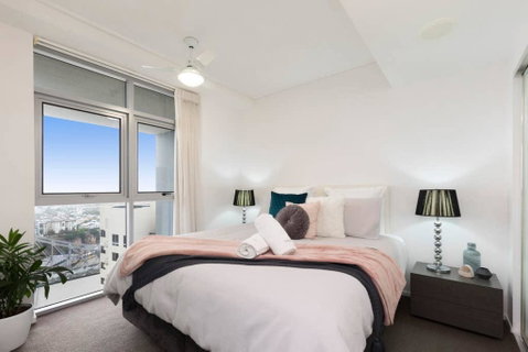 SK1 - Spotless 2BR SkyHome Long Stays Welcome - Accommodation Fremantle 2
