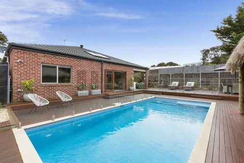Sorrento Serenity Luxury Villa With Private Pool, Theatre And Games Room - Accommodation Fremantle 1