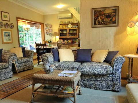 Southdown Cottage - Accommodation Fremantle 2