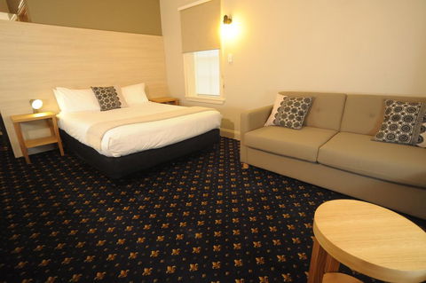 Sovereign Hill Hotel - Accommodation Fremantle 2