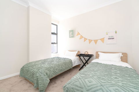 SP246-Brandnew Modern Apt In Penrith With Parking - Accommodation Fremantle 2