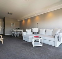 Spacious 2 Bedroom Apartment in Melbourne's Southbank - Accommodation Fremantle