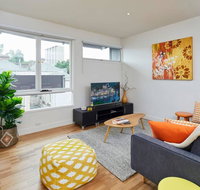 Spacious Carlton 1 bedroom Apt With Secure Parking - Accommodation Fremantle