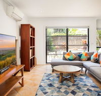 Spacious Home in the Heart of Avalon Beach - Accommodation Fremantle