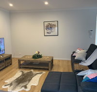 Spacious Rooms Home-Stay with Free Wifi - Accommodation Fremantle