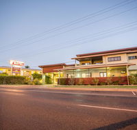 Spinifex Motel and Serviced Apartments - Accommodation Fremantle