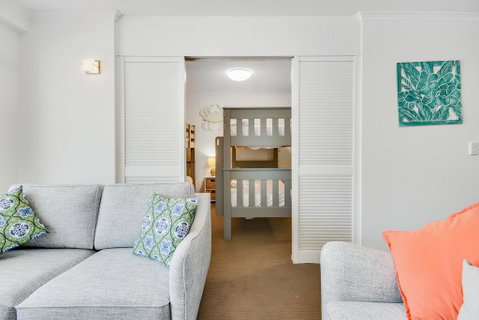 Spinnaker Apartments - Accommodation Fremantle 2