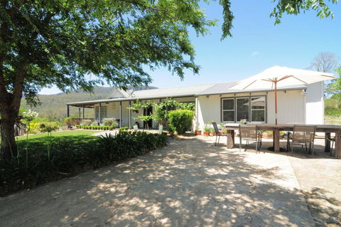 Spring Grove Dairy - Picturesque Views! - Accommodation Fremantle 0