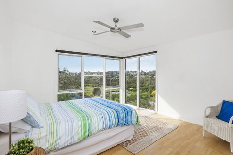 Spring Valley Luxury 42 - Accommodation Fremantle 3