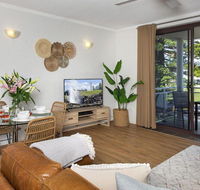 St Tropez Beachside Luxe - Accommodation Fremantle