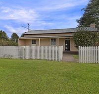 Station Masters Cottage - classic quaint  nostalgia - Accommodation Fremantle