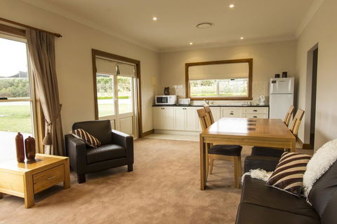 Stay Bathurst - Accommodation Fremantle 1