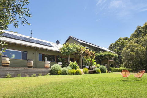 Stella - Accommodation Fremantle 2