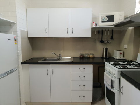 Studio 412 - Ocean And Sunset Views On A Budget - Accommodation Fremantle 3
