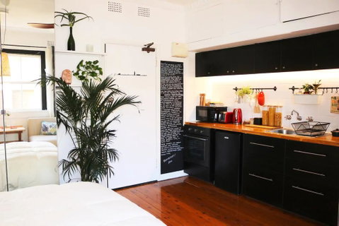 Studio Flat With Shared Rooftop Terrace - Accommodation Fremantle 2