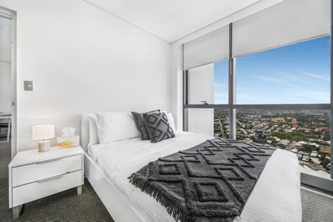 Stunning Views On The 41st Floor - Accommodation Fremantle 1