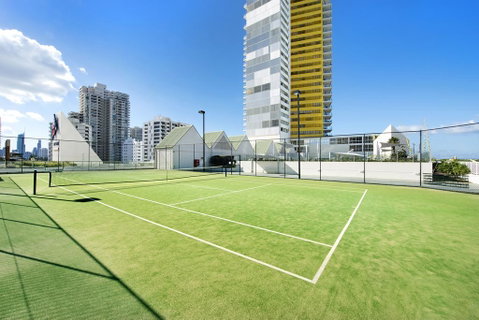 Stunning Views, Air On Broadbeach!Wine, Wifi, Parking - Accommodation Fremantle 1