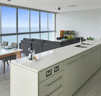 Stunning Views Air On BroadbeachWine Wifi Parking - Accommodation Fremantle