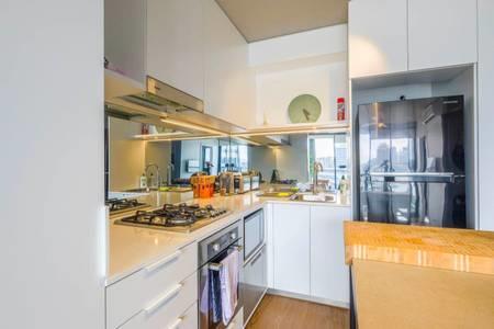 Stylish 2-bedroom Apartment In Fortitude Valley - Accommodation Fremantle 2