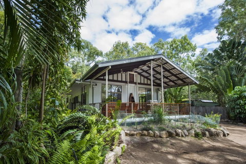 Sunbird Retreat - Accommodation Fremantle 0