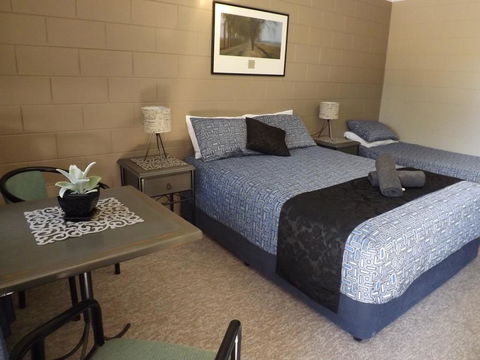 Sunbird Motel - Accommodation Fremantle 3