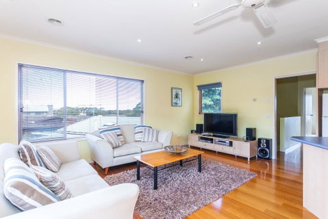 Sunningdale Beach House 12 - Accommodation Fremantle 3